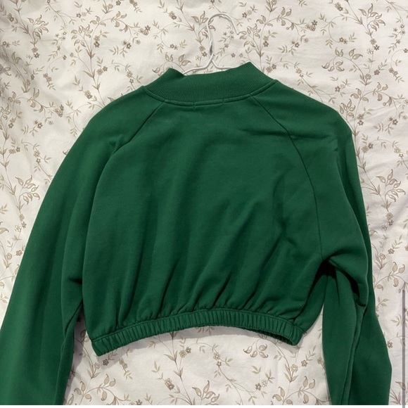 Forever 21 Womens Green New York Girls Club
Graphic Pullover - Picture 5 of 5